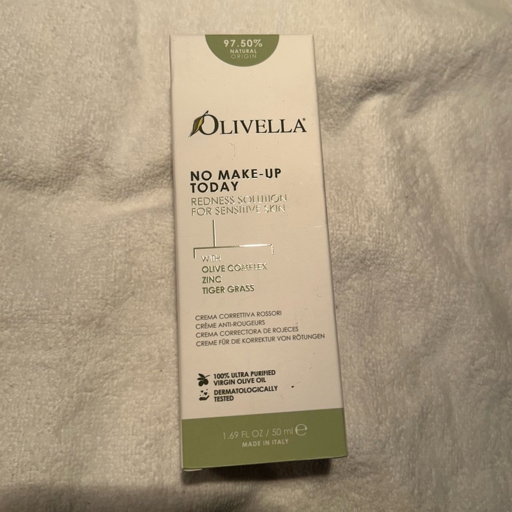 OLIVELLA NO MAKE-UP TODAY